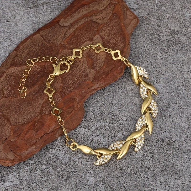 18K Gold Plated Copper Bangle Bracelet Inlaid with Shiny Zircon