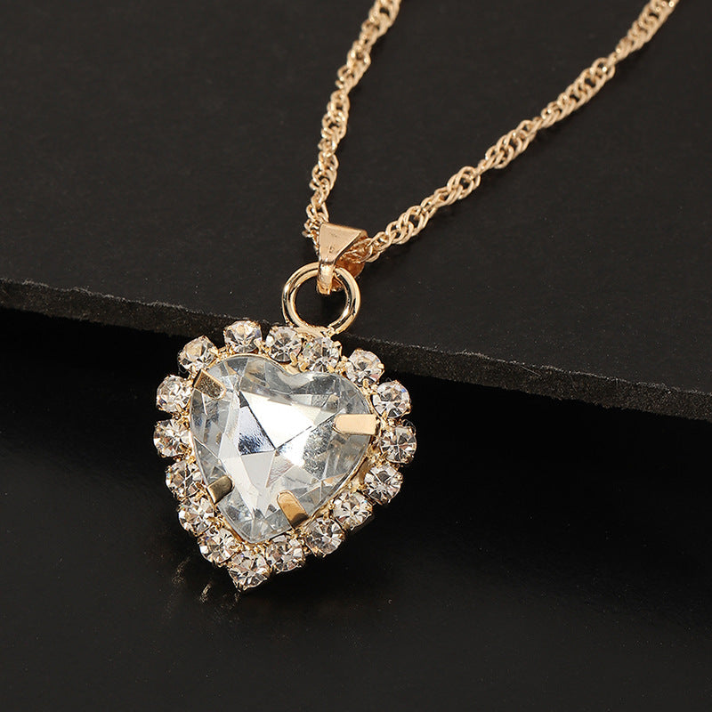 Simple Clavicle Zircon Glass Love Necklace