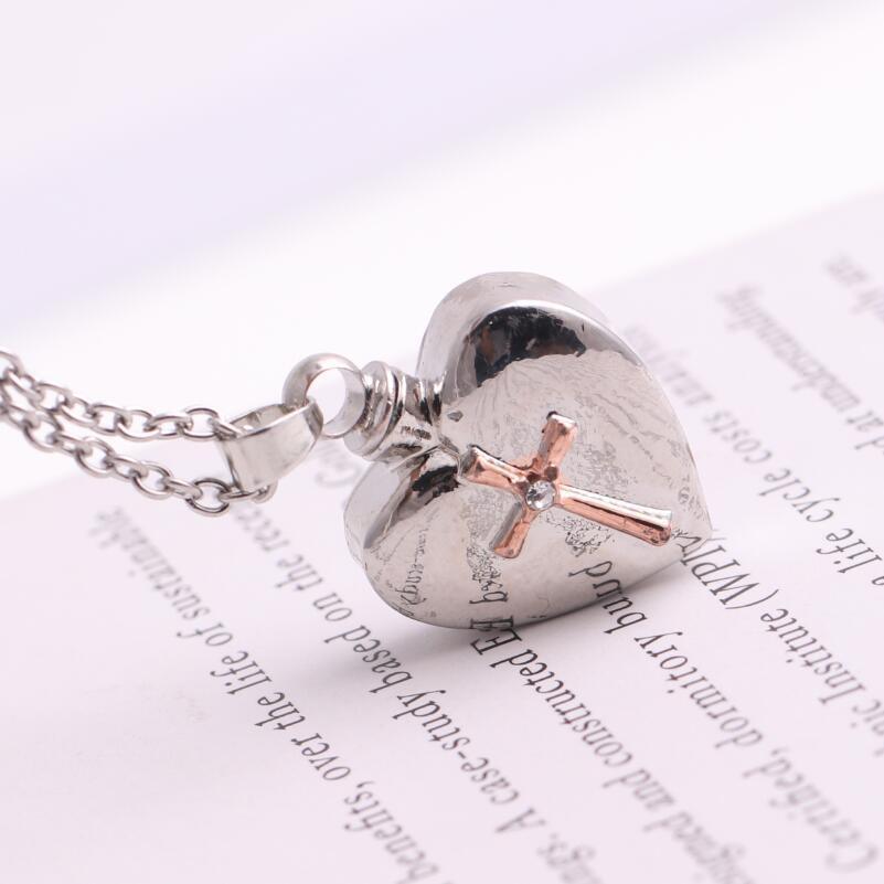 New Cross Color Separation Urn Necklace with Commemorative Relatives Pendant